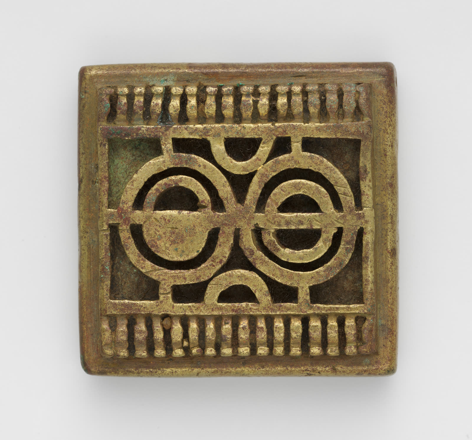 Geometric gold weight