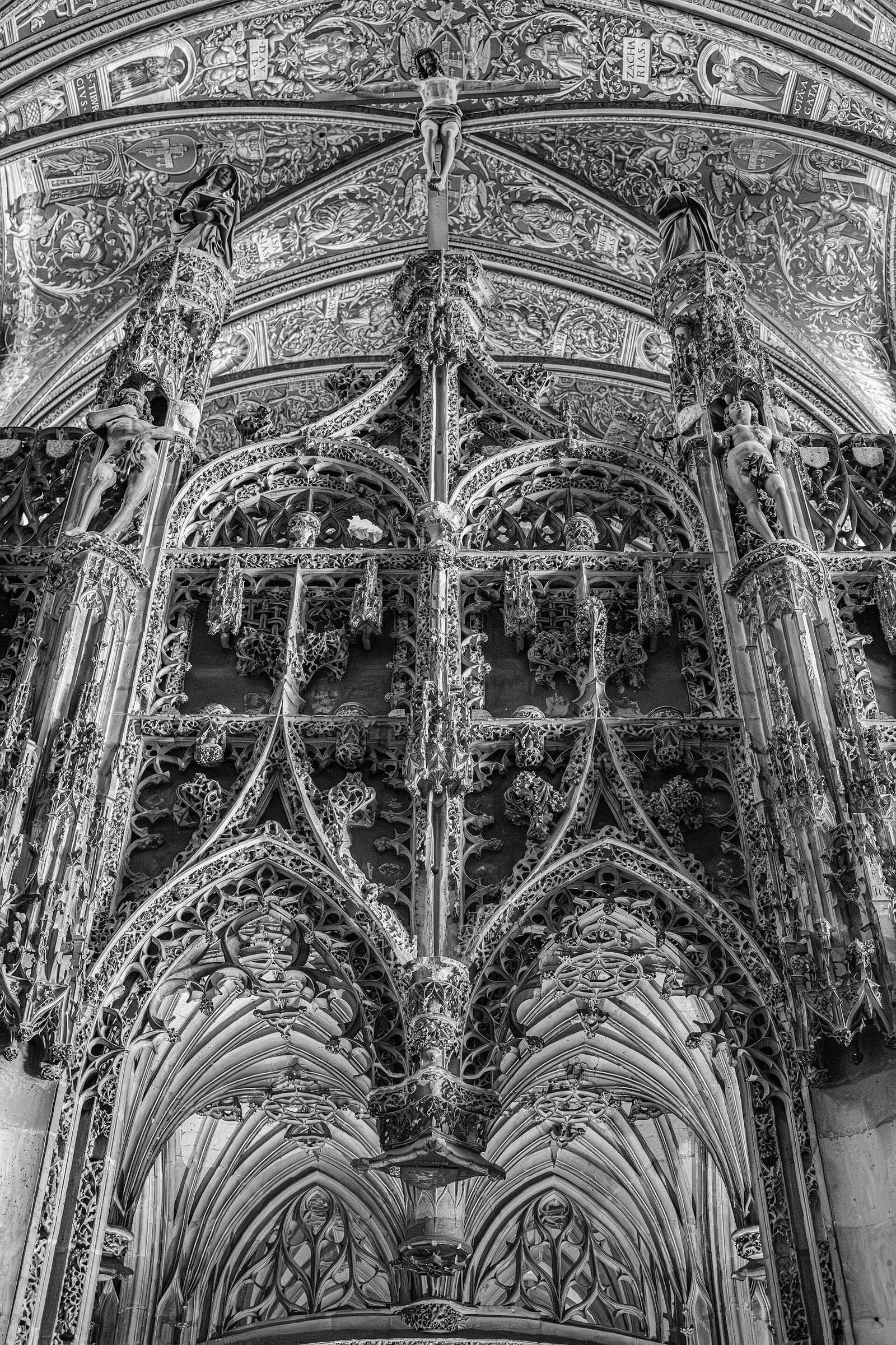 Albi-cathedral-gothic-choir-screen-monumental