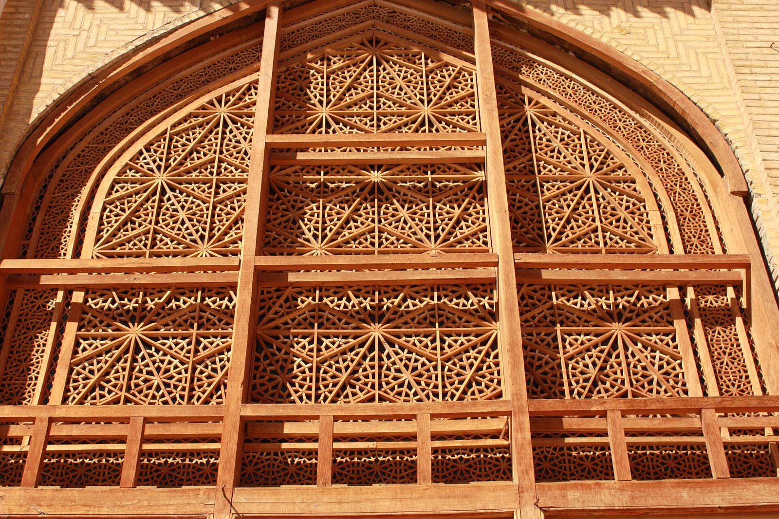 Aragkarminkhan5
